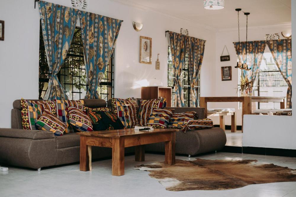 Mambo Arusha Hostel Ngoại thất bức ảnh